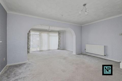 3 bedroom semi-detached house for sale, Tamworth Road, Two Gates, B77