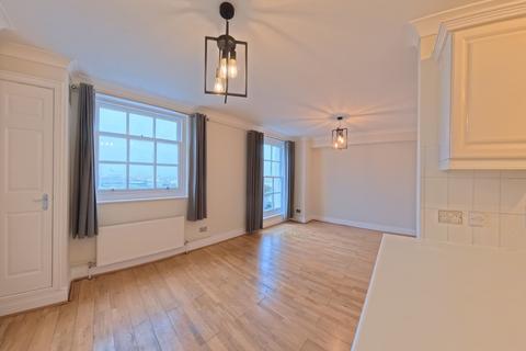undefined, Flat 8 Arundel House