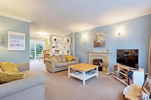 4 bedroom semi-detached house for sale, Buxton Road, Coggeshall
