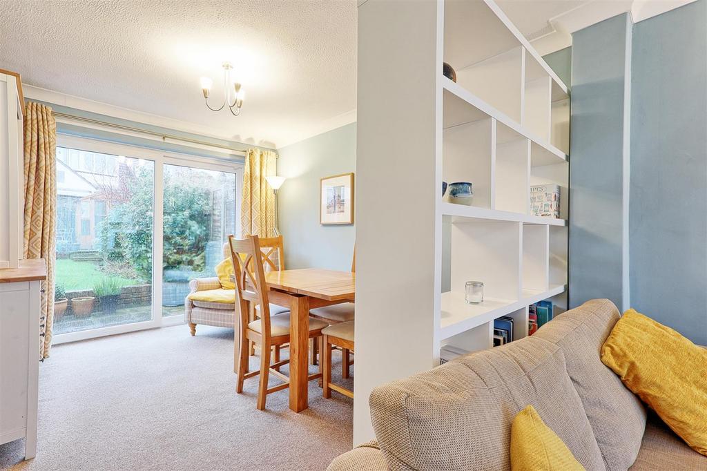 IMG 4463 4 5 easy HDR-interior3.jpg