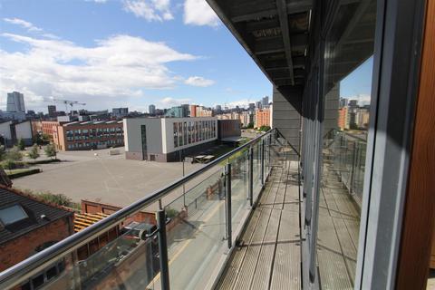 1 bedroom flat to rent, La Salle, Leeds Dock