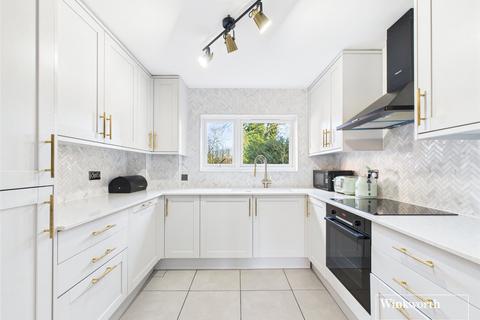 2 bedroom apartment for sale, Holders Hill Road, London NW4