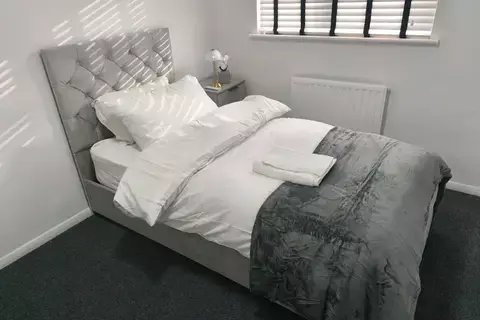 3 bedroom terraced house to rent, Sherwood Way, Southend-on-Sea SS2