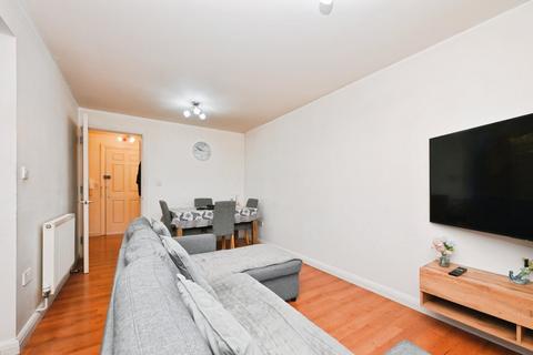undefined, Paul Close, Waltham Cross EN7