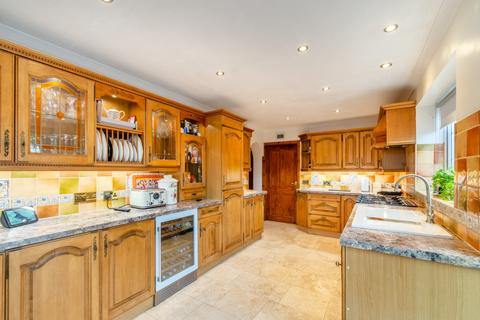 6 bedroom detached house for sale, Oak Road, Cowthorpe, Wetherby, North Yorkshire, LS22