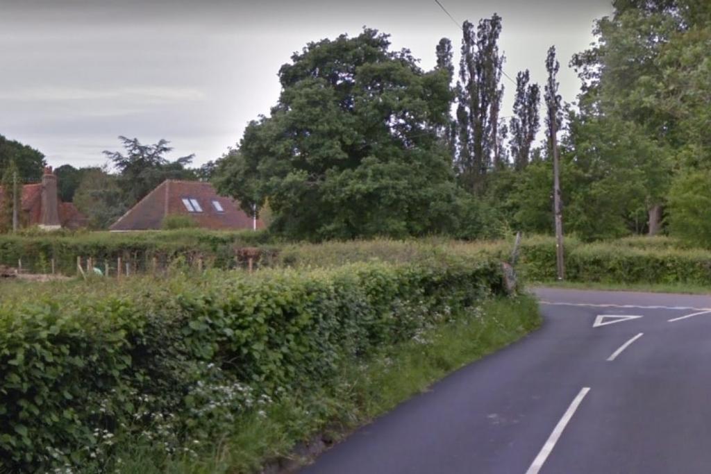 Land in Surrey, Corner of Pikes Lane & Crowhurst Village Rd, Crowhurst, RH7 - View 4