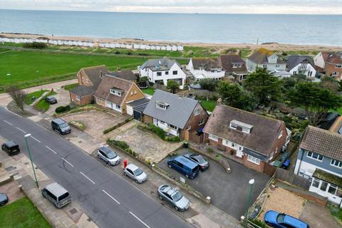 undefined, Beach Green, Shoreham-By-Sea