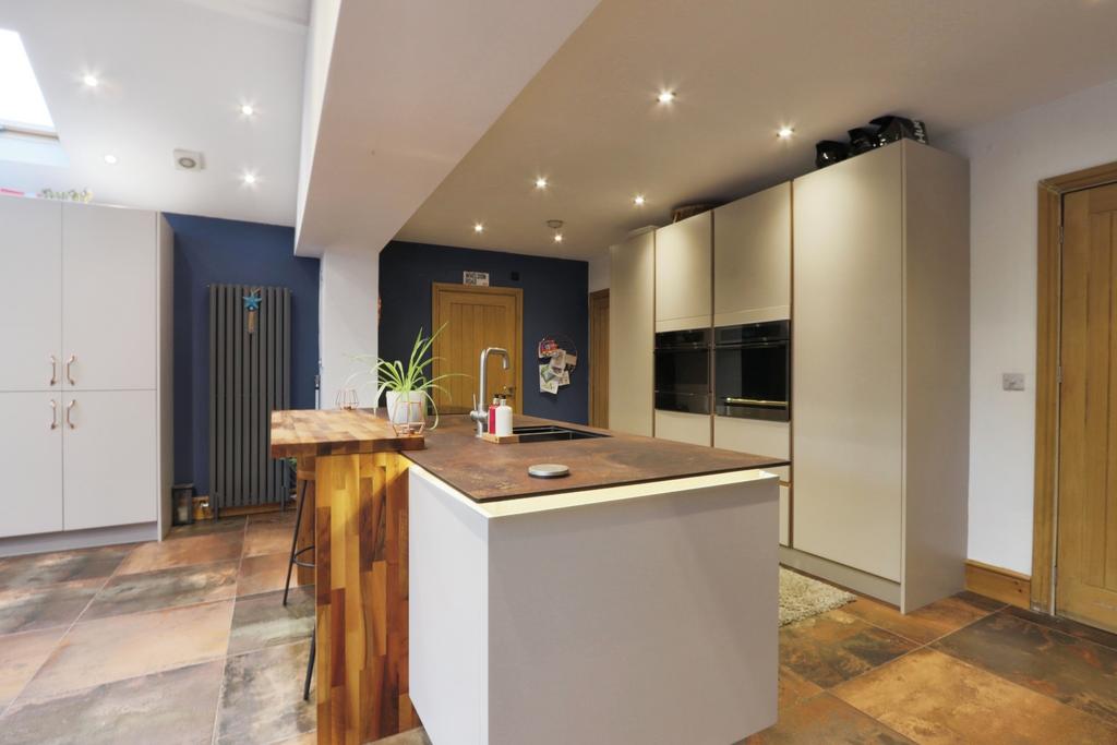 Kitchen/dining Room