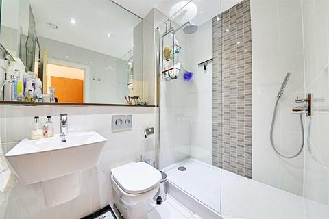 2 bedroom flat to rent, Henry Darlot Drive, Mill Hill
