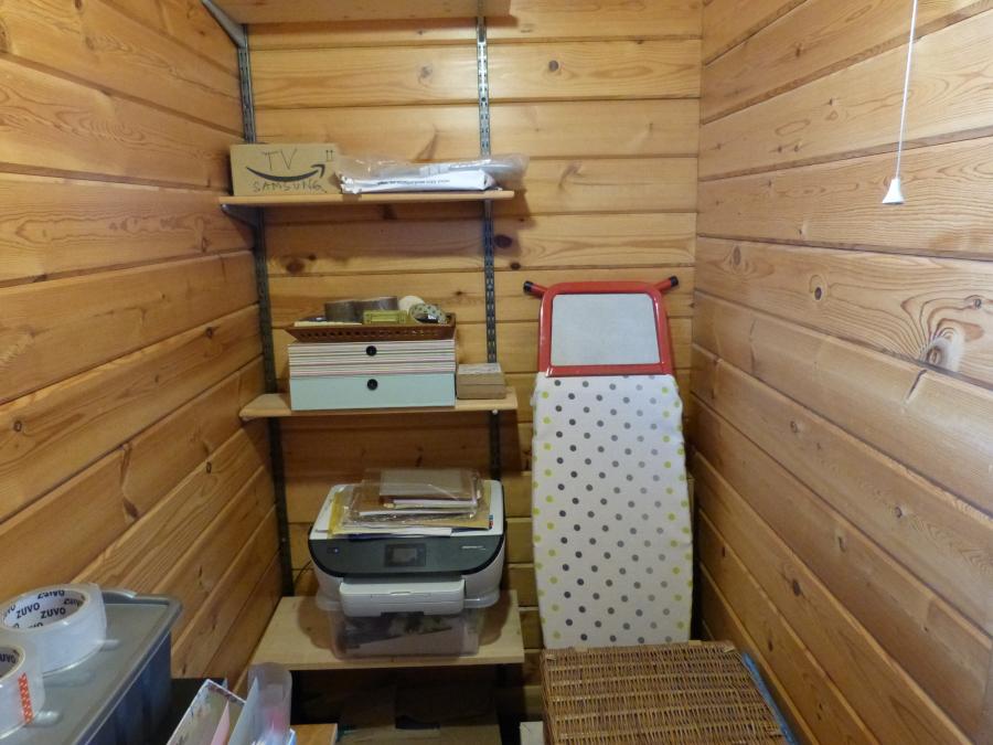 Office/Wardrobe