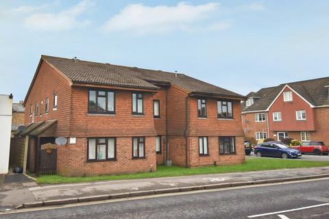 undefined, Russell Road, Walton-on-Thames, KT12