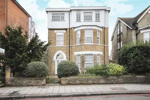 undefined, Mortlake Road, Kew TW9