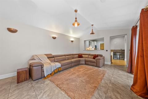 undefined, Milne Drive, Redding, Falkirk