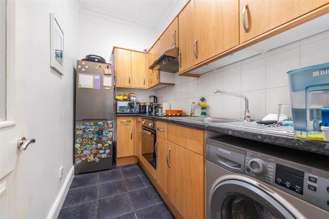 2 bedroom flat for sale, Elmcourt Road, West Norwood, SE27