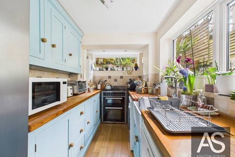 3 bedroom terraced house for sale, St. Marys Terrace, Battle, TN33