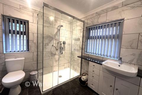3 bedroom semi-detached house for sale, St. Dunstan's Drive, Gravesend, Kent
