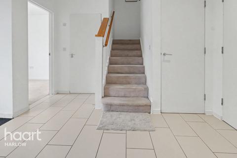 3 bedroom link detached house for sale, Moss Lane, Harlow