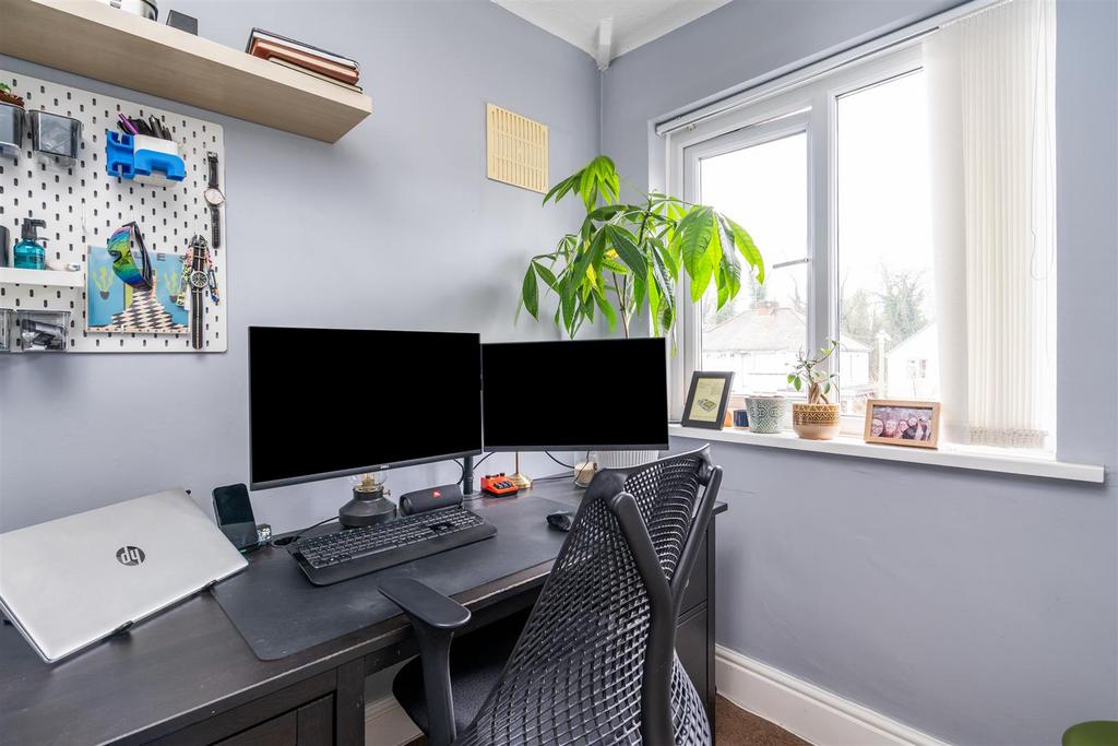 180 Acheson Road 9.jpg
