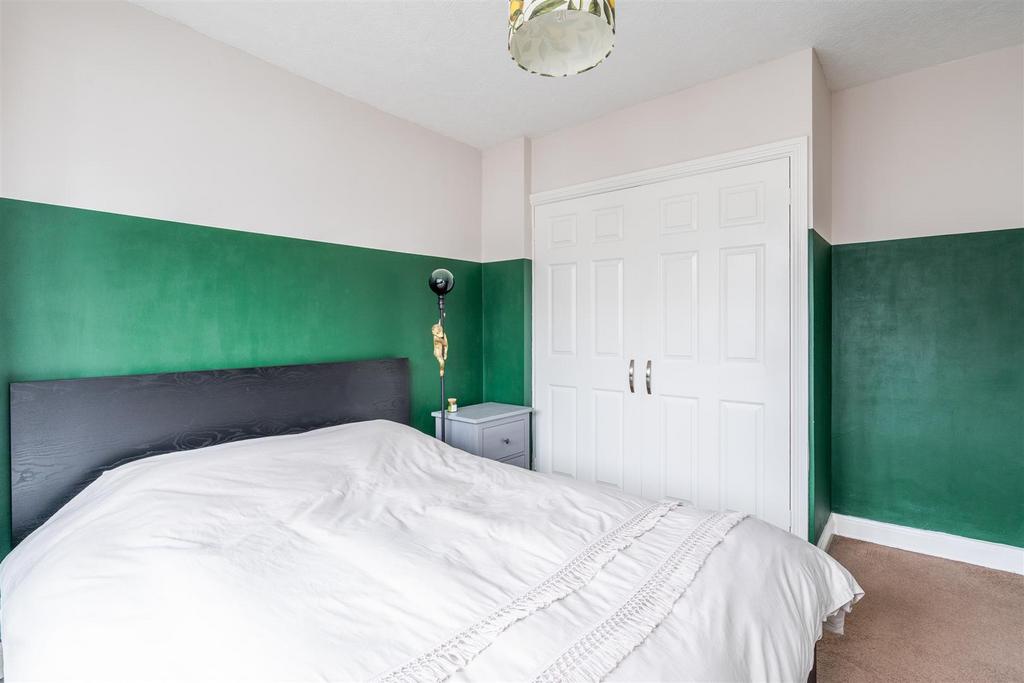 180 Acheson Road 13.jpg