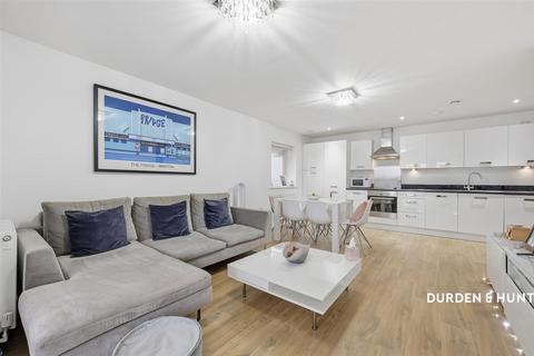 2 bedroom apartment for sale, Stafford Avenue, Riverwood Court, RM11