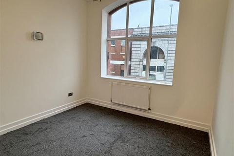 2 bedroom apartment to rent, Railway Buildings, Goole