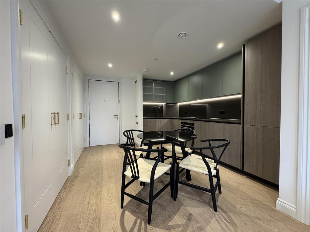 Dining Area pic 6.jpeg