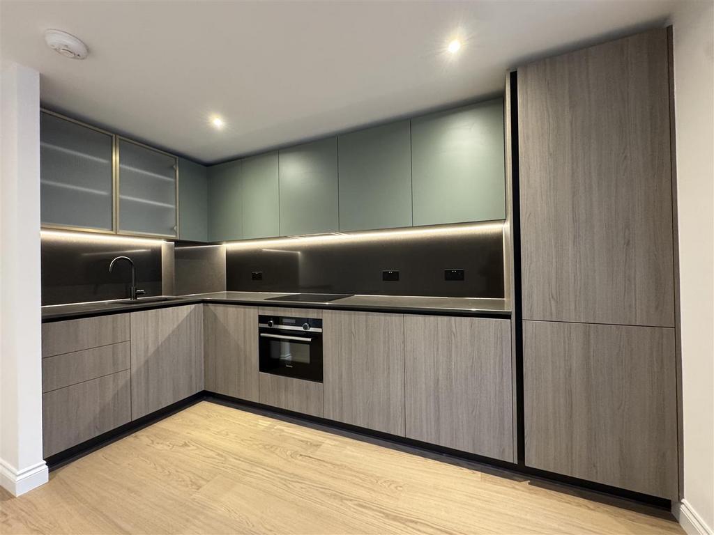 Kitchen pic 4.jpeg