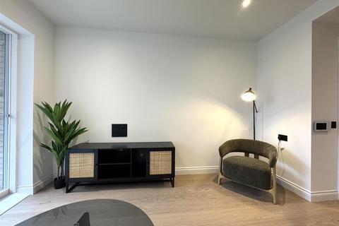 1 bedroom apartment to rent, 1 Potters Road, London SW6