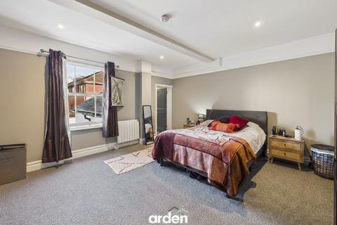 undefined, The Strand, Bromsgrove, B61