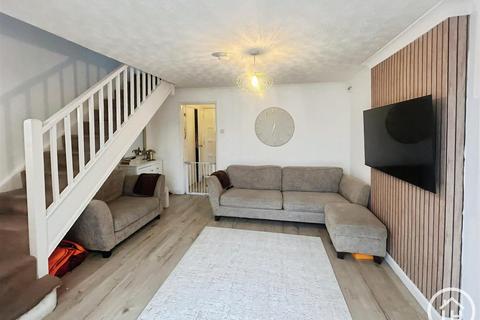 2 bedroom semi-detached house for sale, Burkestone Close, Sittingbourne, ME10