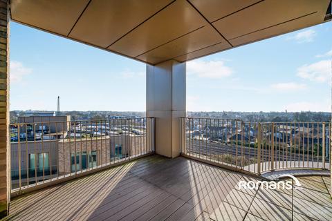 3 bedroom flat to rent, Fitzroy Court, 2 Garnet Place, West Drayton, UB7