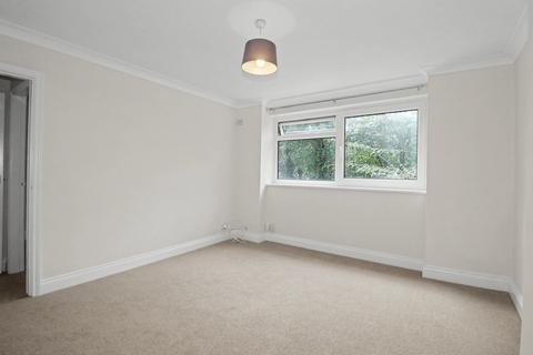 1 bedroom flat to rent, Castleview Road, Weybridge KT13