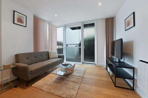 2 bedroom flat to rent, Christopher Court, Leman Street, London, E1