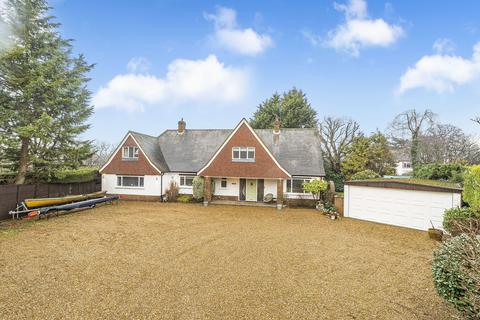 4 bedroom detached house for sale, Meadow Drive, Ripley