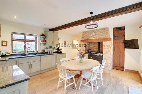 4 bedroom detached house for sale, Old Church Lane, Colne