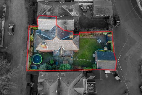 5 bedroom semi-detached house for sale, Manygates Lane, Sandal, Wakefield, WF2