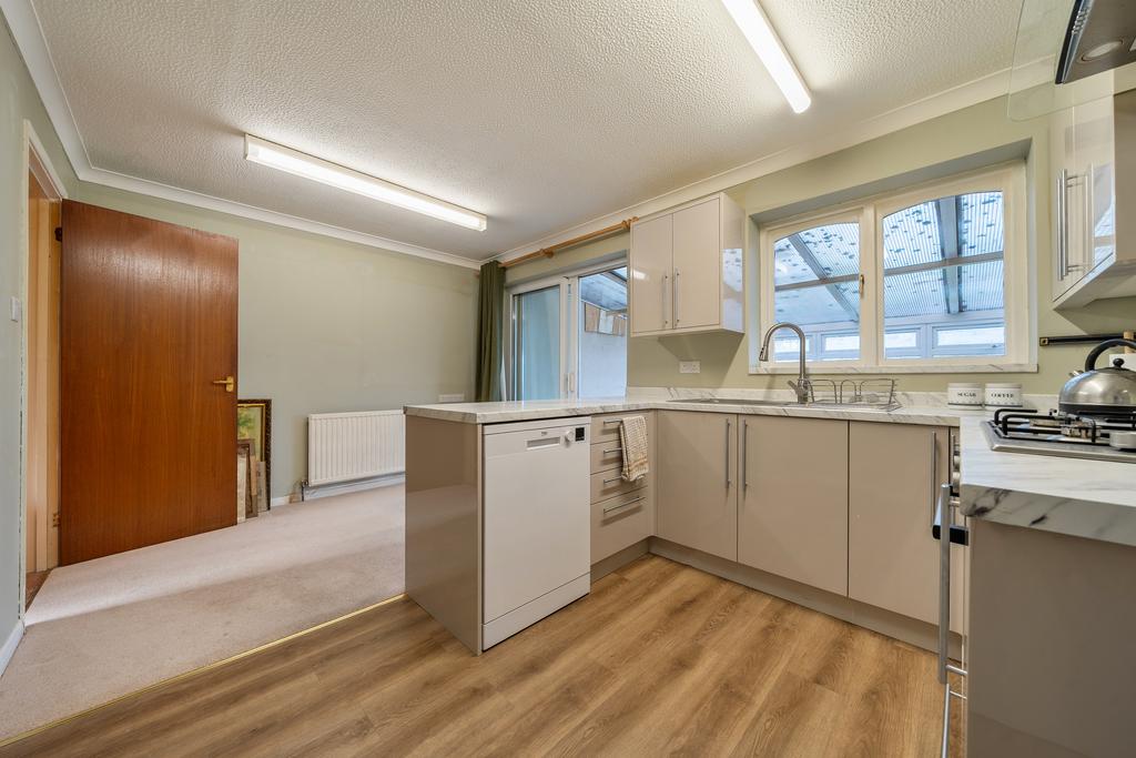 Kitchen / Dining Room