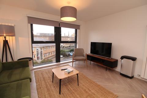 2 bedroom apartment to rent, Minerva Way, Glasgow G3