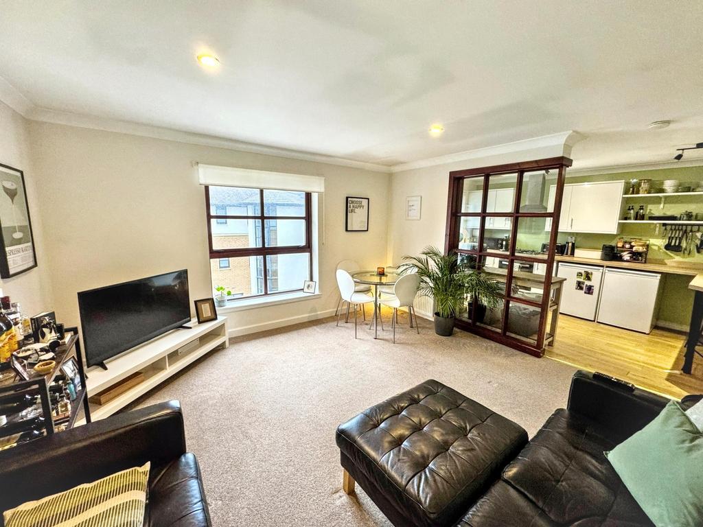 Lounge 2