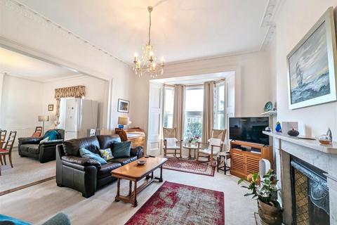 3 bedroom apartment for sale, East Hill Road, Ryde, PO33 1LL