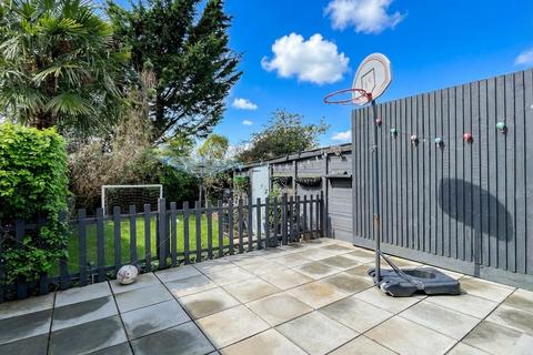 undefined, Walton Drive, Buckinghamshire HP13