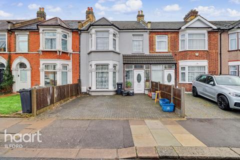 3 bedroom terraced house for sale, Lansdowne Road, Ilford