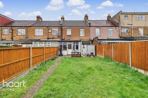 3 bedroom terraced house for sale, Lansdowne Road, Ilford