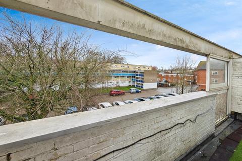 undefined, Southampton SO14