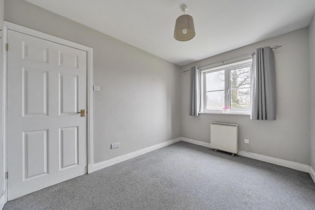 Bedroom 2.jpg