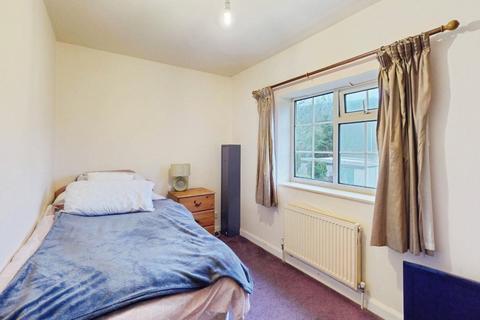 2 bedroom terraced house for sale, Peterhouse Drive, Otley, LS21