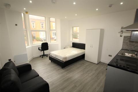Studio to rent, Beacon House, Forest Road, Loughborough, LE11