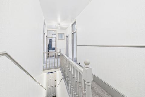 2 bedroom flat for sale, Tagwell Road, Droitwich WR9