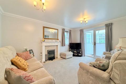 undefined, Rowbrook Close, Majors Green, Shirley, Solihull, B90 1EJ
