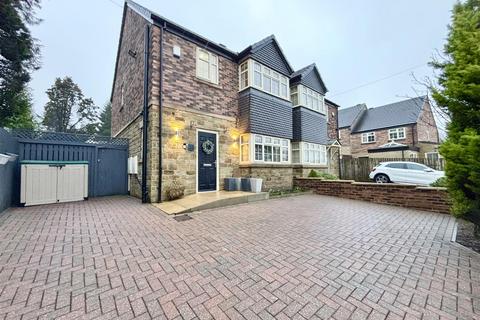 3 bedroom semi-detached house for sale, Manor Row, Bradford BD12